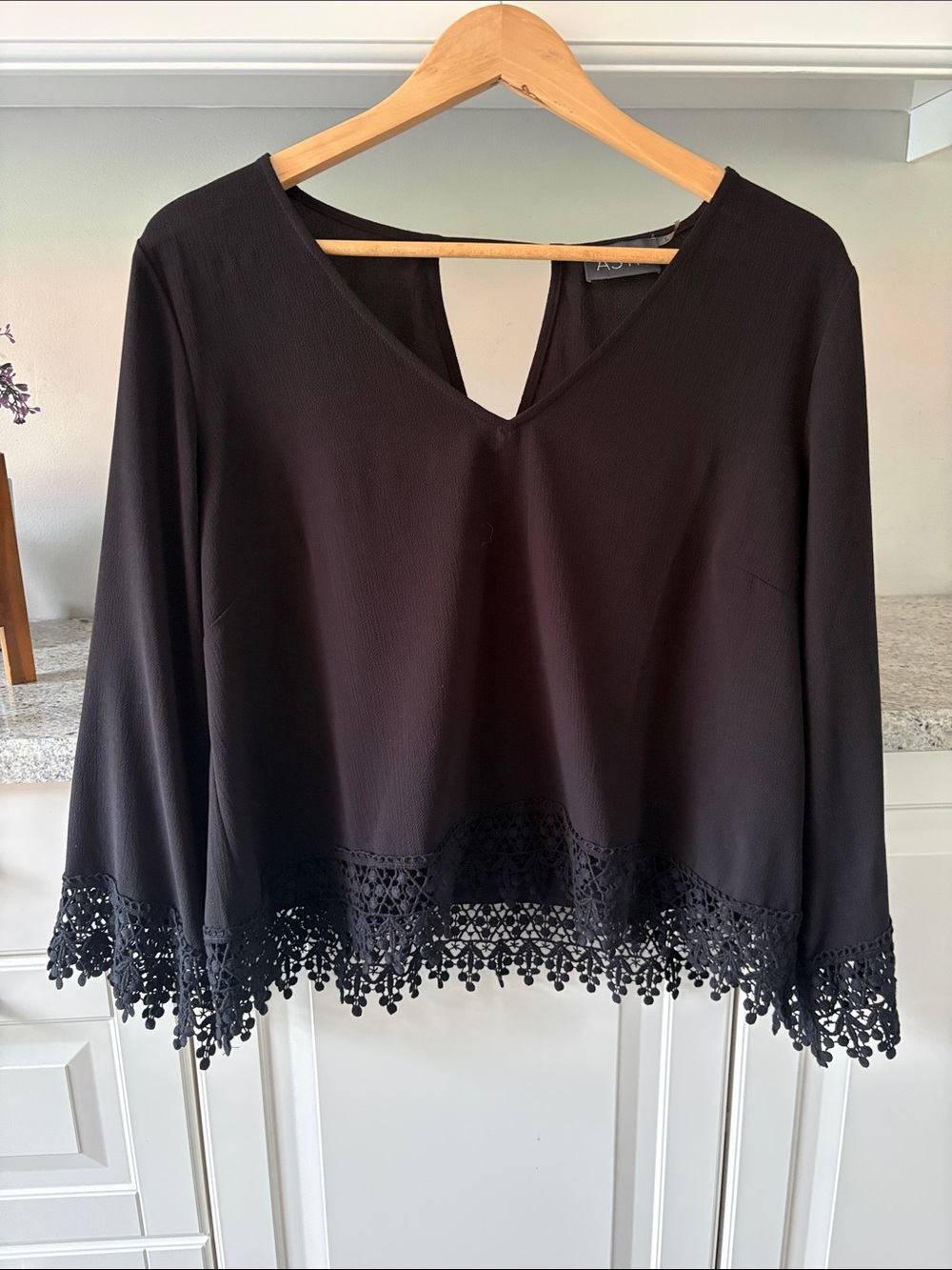 Astr Black Lace-Hem V-Neck Blouse